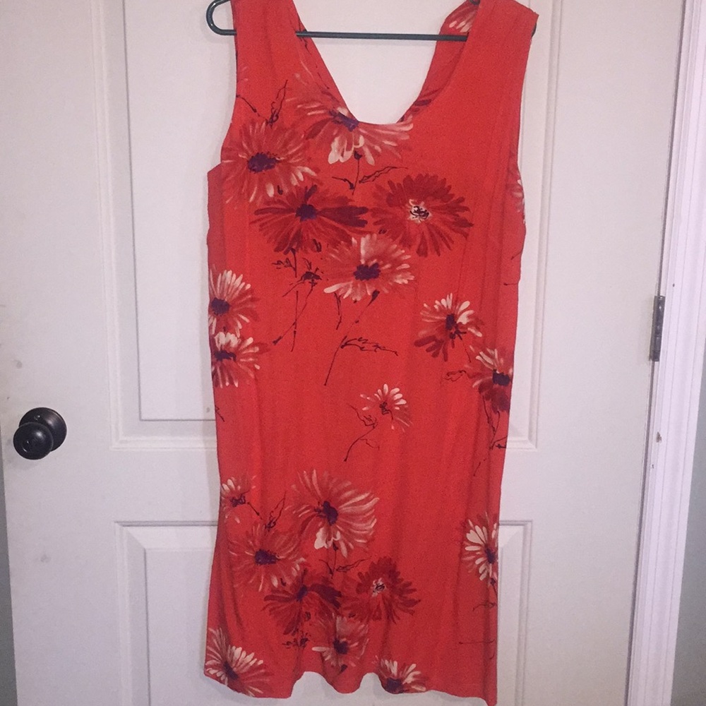 Women’s dress